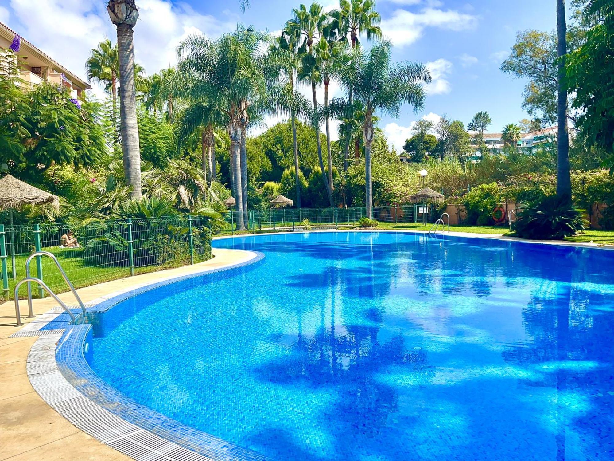 Two Bedrooms In Cabopino Appartement *